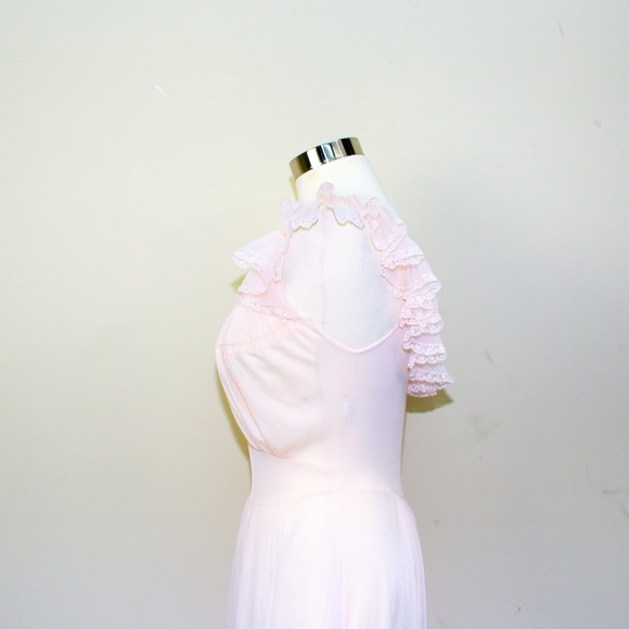 SOLD!!!!60s Vanity Fair Lovely Night Gown - Picture 5 of 8
